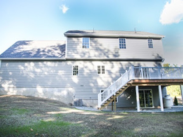 8 Three Rivers Road Wilbraham, MA 01095 - Photo 4 of 24