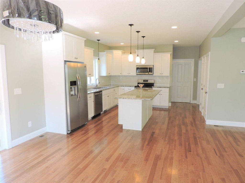 8 Three Rivers Road Wilbraham, MA 01095 - Photo 5 of 24