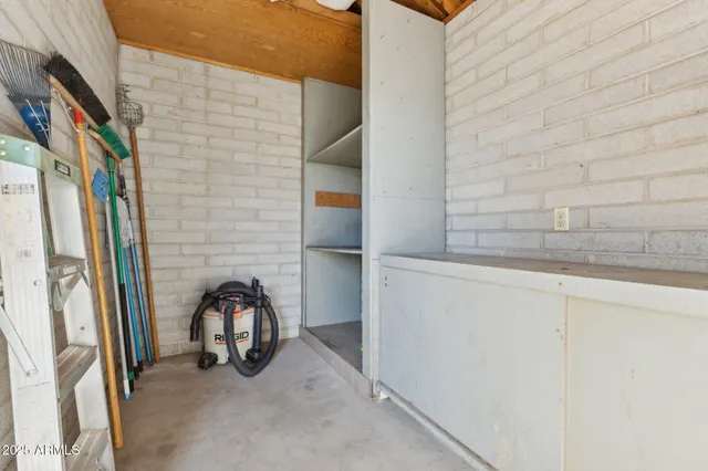 a view of walk in closet