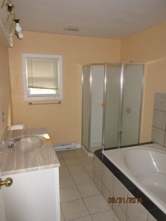 181 Sunderland Road Worcester, MA 01604 - Photo 7 of 10 Gallery Image 7