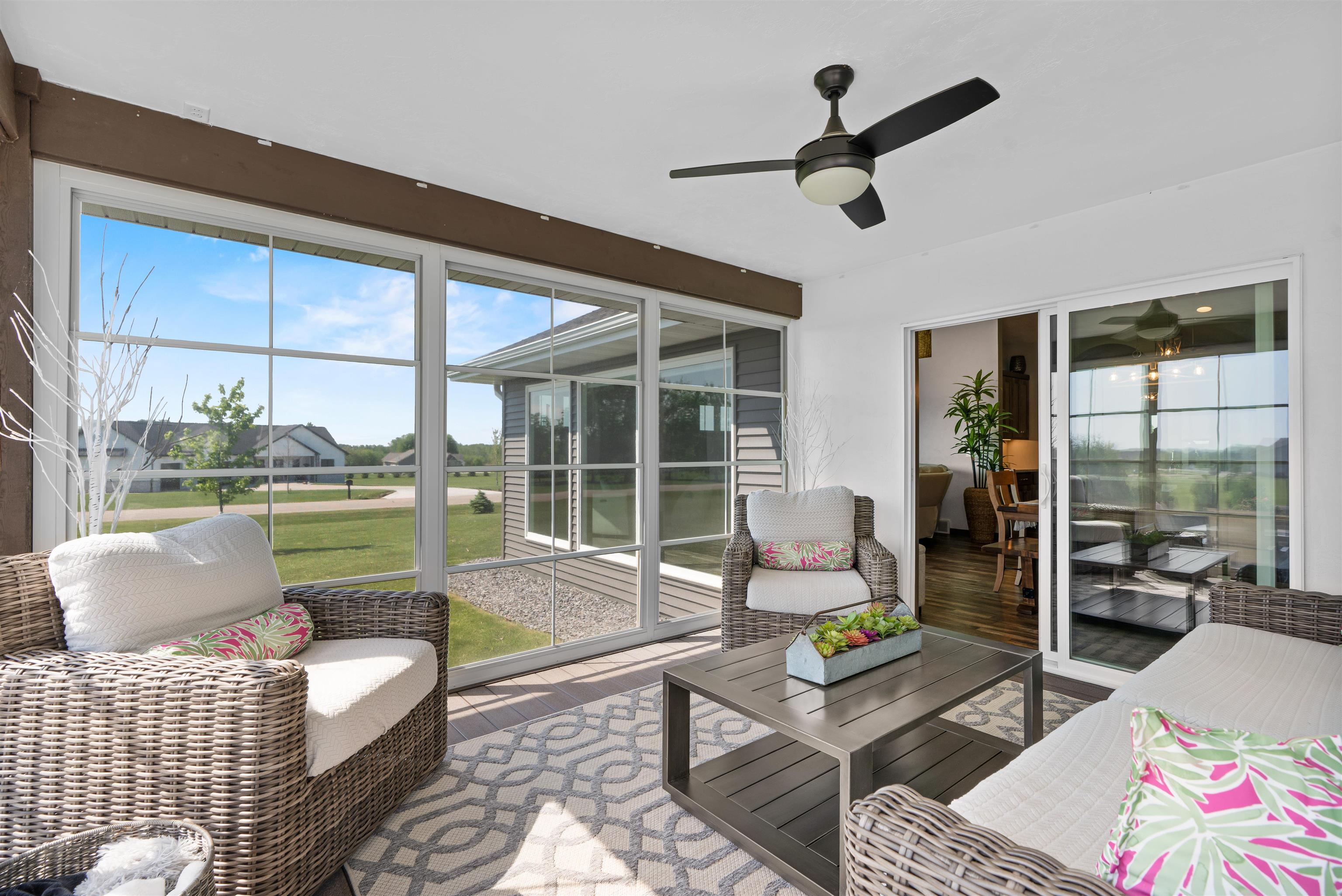 6636 Rustic Oaks Drive Winneconne, WI 54986 - Photo 22 of 77
