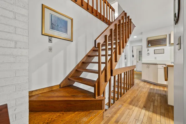 $579,000 | 11 Neck Road, Old Lyme, CT 06371