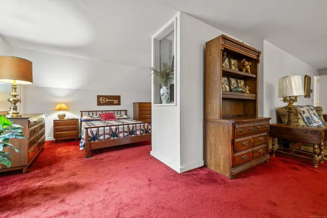 $579,000 | 11 Neck Road, Old Lyme, CT 06371