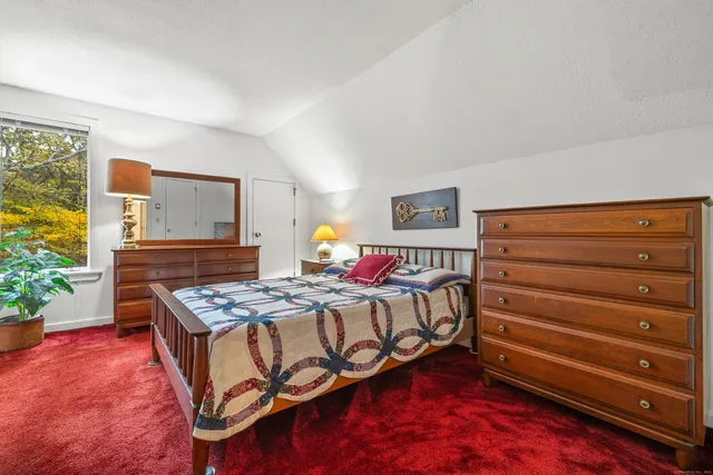 $579,000 | 11 Neck Road, Old Lyme, CT 06371