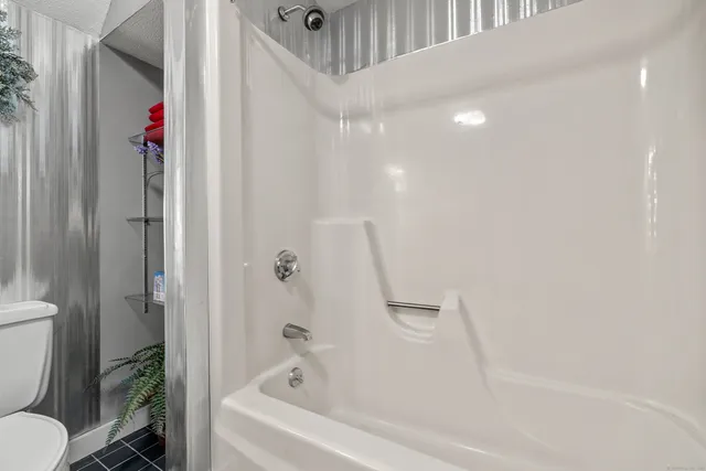 $579,000 | 11 Neck Road, Old Lyme, CT 06371