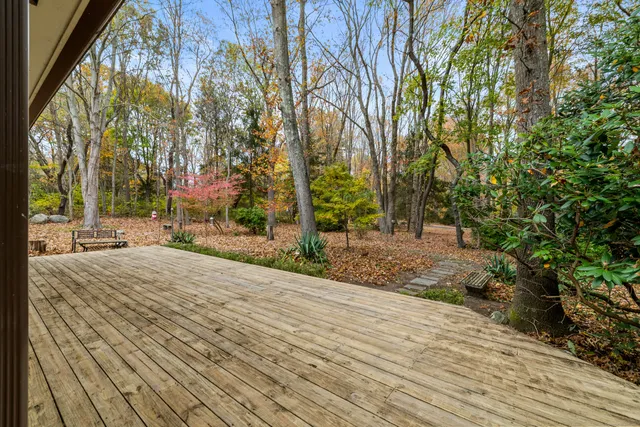 $579,000 | 11 Neck Road, Old Lyme, CT 06371