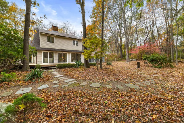 $579,000 | 11 Neck Road, Old Lyme, CT 06371