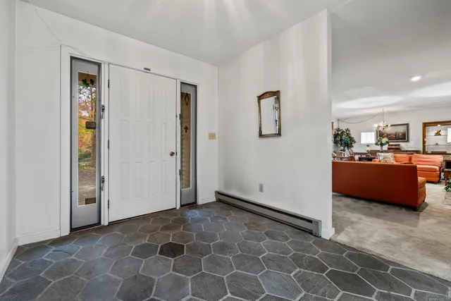 $579,000 | 11 Neck Road, Old Lyme, CT 06371