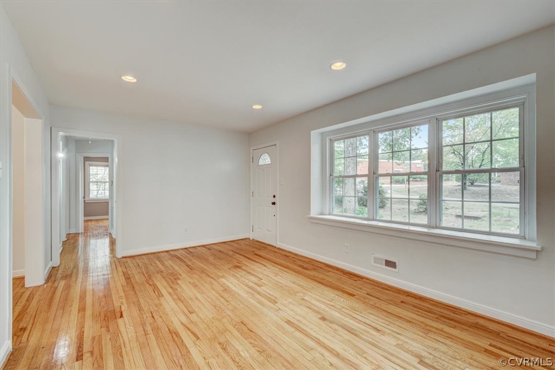 8902 Penguin Road Henrico, VA 23229 - Photo 3 of 25 Gallery Image 3