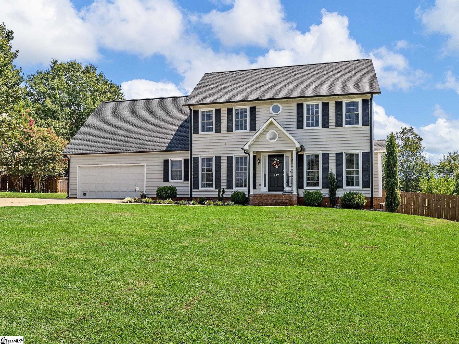 249 East Autumn Ridge Road Moore, SC 29369 - Photo 1 of 36 Gallery Image 1