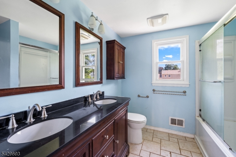 726 New Brunswick Road Somerset, NJ 08873 - Photo 19 of 27