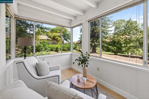 $578,800 | 3410 Tice Creek Drive, Unit 2, Walnut Creek, CA 94595