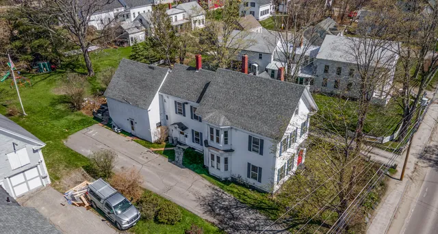 $370,000 | 386 Front Street, Richmond, ME 04357