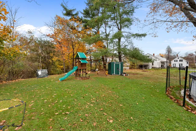 $370,000 | 386 Front Street, Richmond, ME 04357