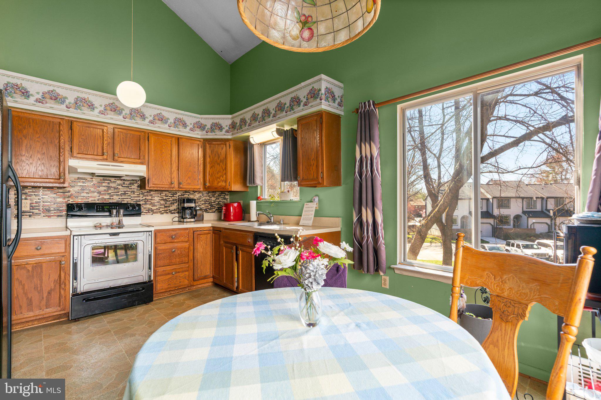 5427 Vantage Point Road, Unit 2 Columbia, MD 21044 - Photo 7 of 34 Gallery Image 7