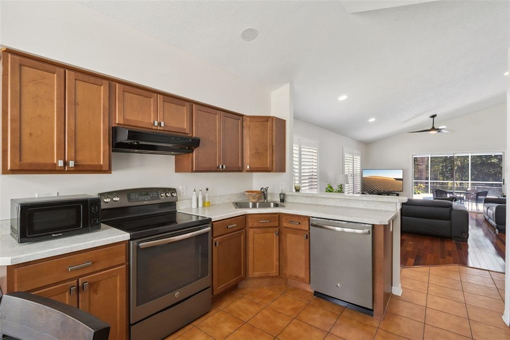 1438 Welson Road Orlando, FL 32837 - Photo 11 of 40
