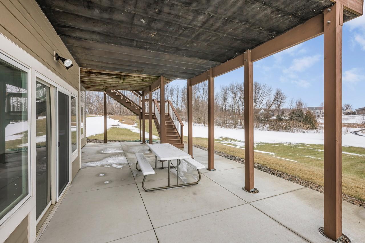 46422 Cape Horn Road Cleveland, MN 56017 - Photo 18 of 44