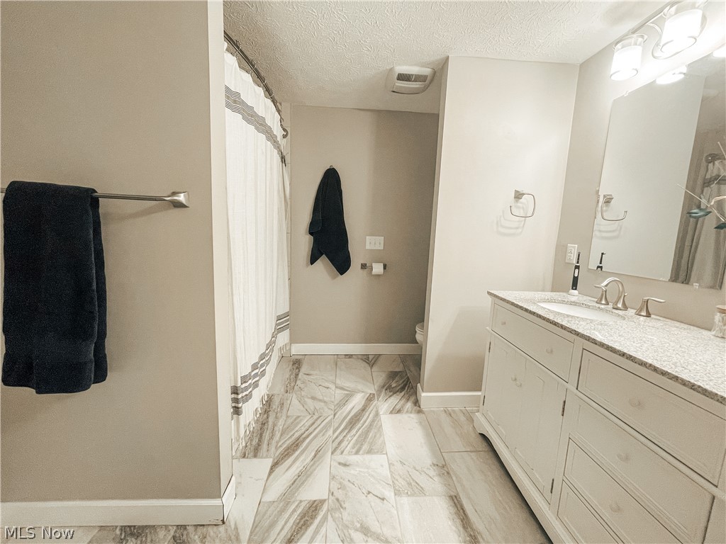 4232 Poe Road Medina, OH 44256 - Photo 15 of 35 Gallery Image 15