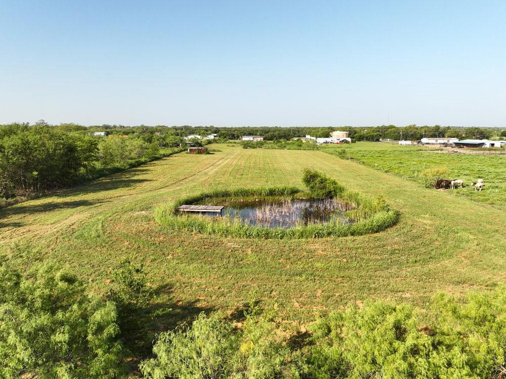 6594 County Road 140 Kaufman, TX 75142 - Photo 5 of 15 a view of an ocean and beach