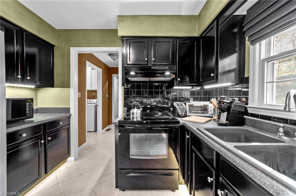 154 Longview Road Madison, NC 27025 - Photo 10 of 44 Gallery Image 10