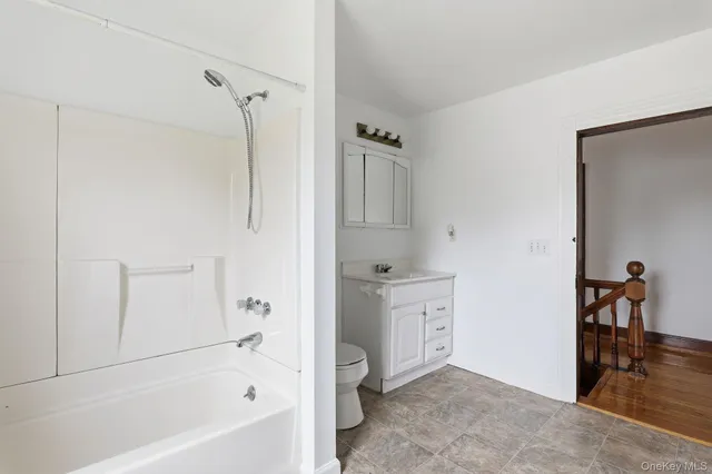 $2,700 | 708 Burlingham Road, Bloomingburg, NY 12721