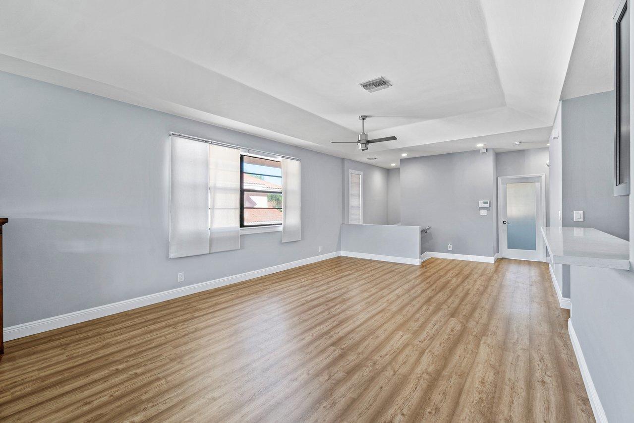 8682 Vía Reale, Unit 63U Boca Raton, FL 33496 - Photo 7 of 31 005-8682VaReale-BocaRaton-FL-33496-SMALL