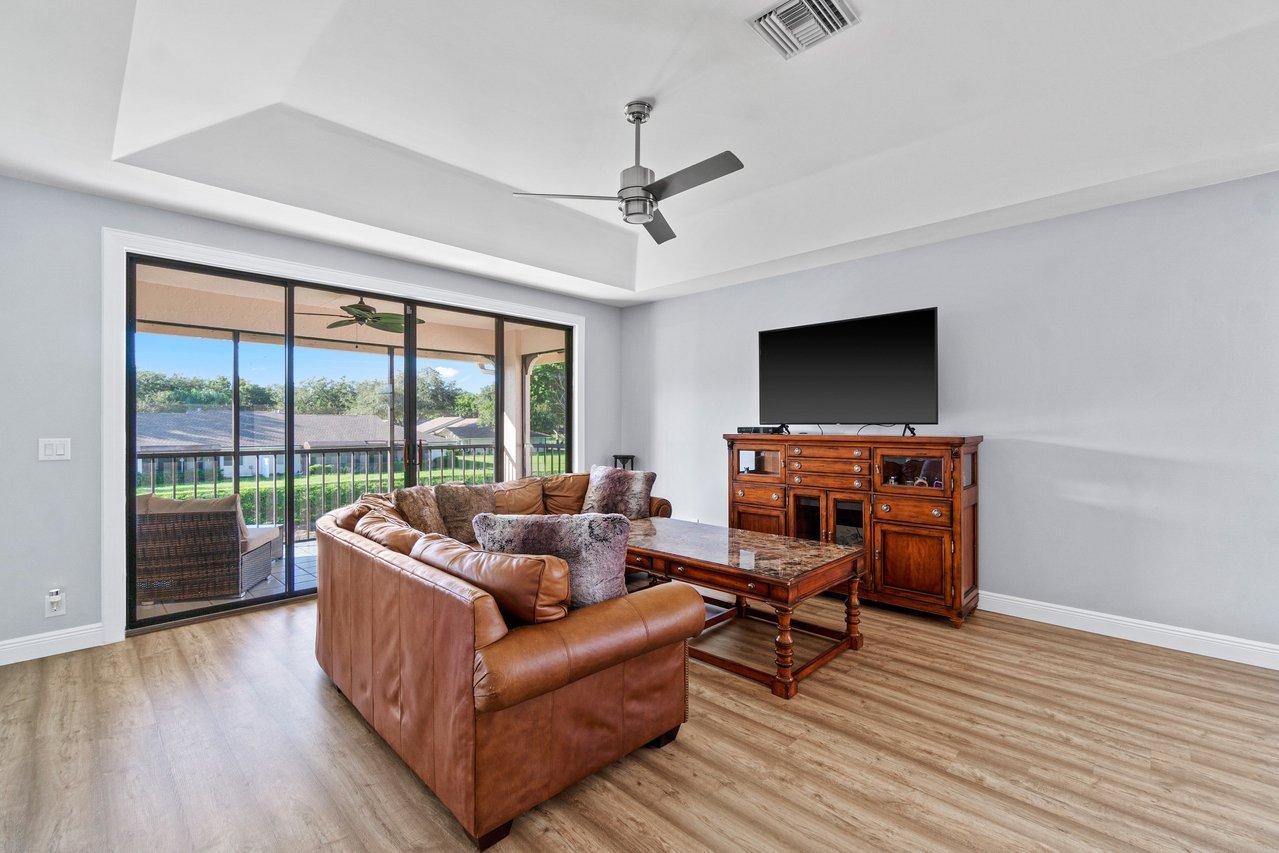 8682 Vía Reale, Unit 63U Boca Raton, FL 33496 - Photo 8 of 31 006-8682VaReale-BocaRaton-FL-33496-SMALL