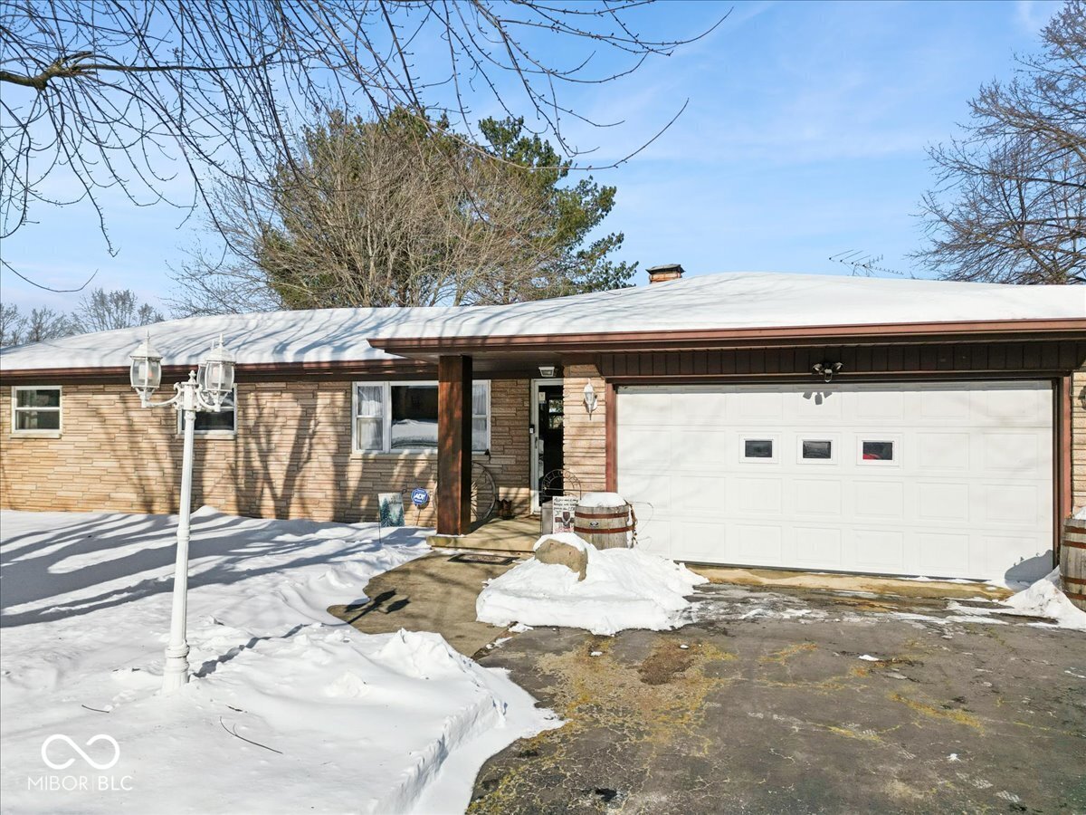 4398 East Allison Road Camby, IN 46113 - Photo 3 of 32