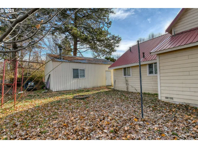 a backyard of a house