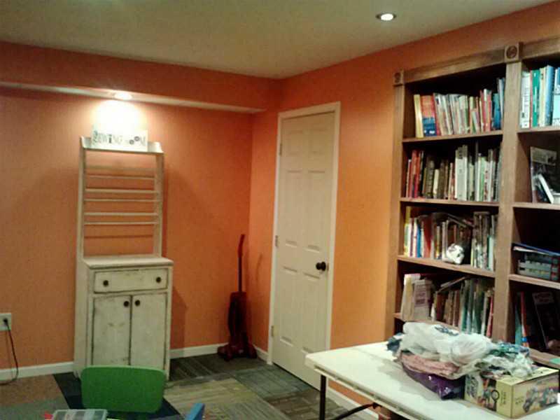 1262 Hartzell Road New Castle, PA 16105 - Photo 18 of 21 Den. With built in book shelves and extra storage area.