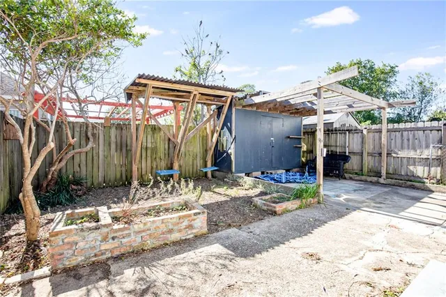 $1,450 | 2654 Myrtle Street, New Orleans, LA 70122