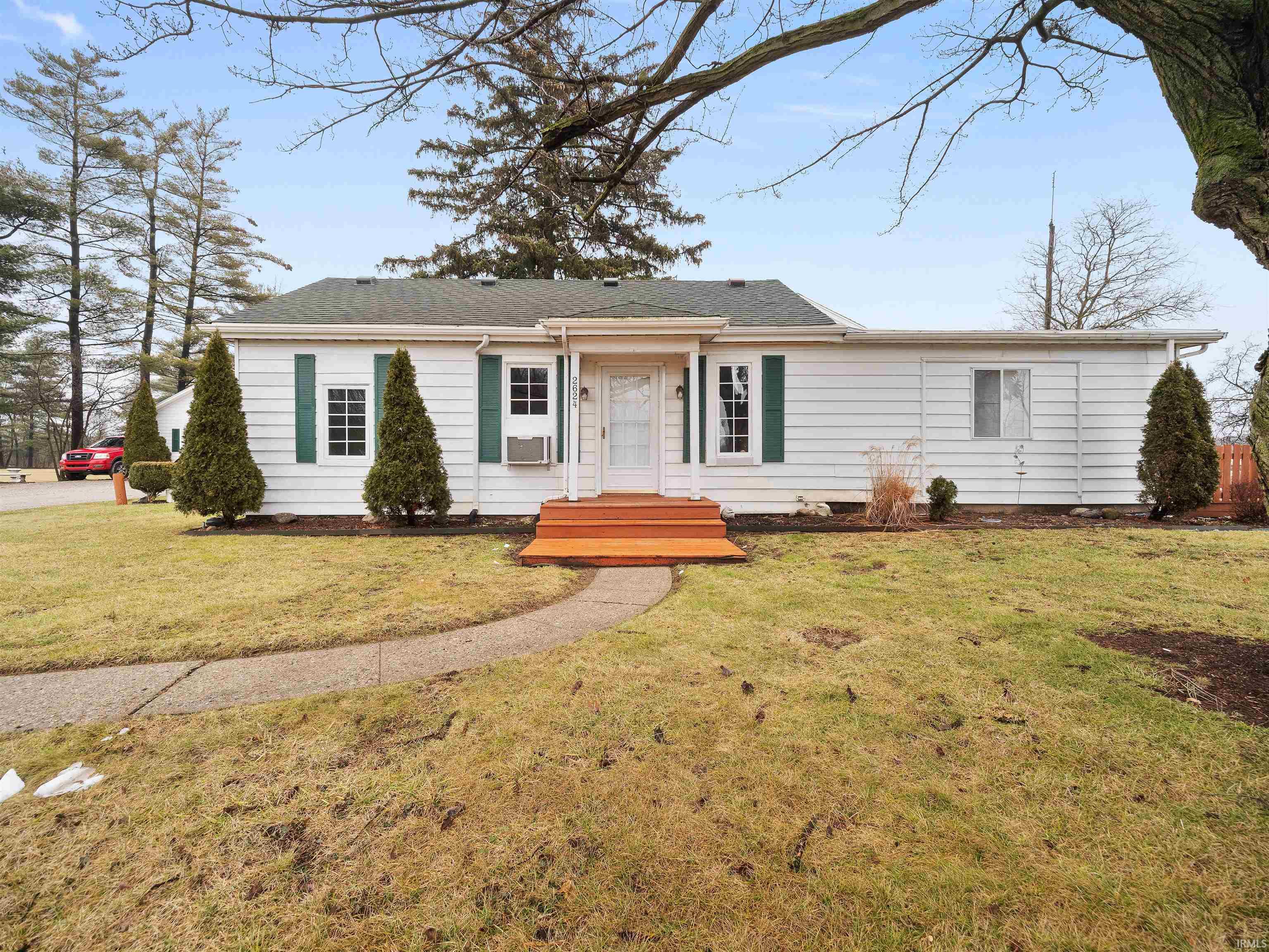 2624 Kroemer Road Fort Wayne, IN 46818 - Photo 12 of 35