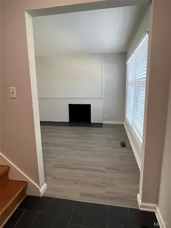 $2,250 | 506 Broadmoor Drive, Chesterfield, MO 63017