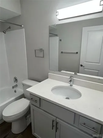 $2,250 | 506 Broadmoor Drive, Chesterfield, MO 63017