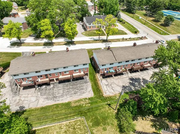 $2,250 | 506 Broadmoor Drive, Chesterfield, MO 63017