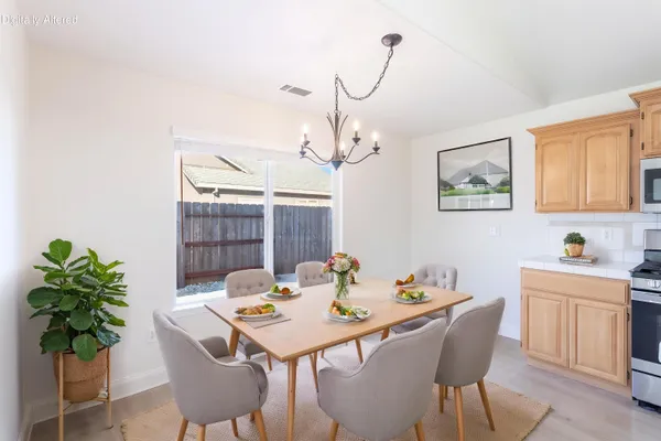 $535,000 | 2995 Henrys Fork Drive, Redding, CA 96002