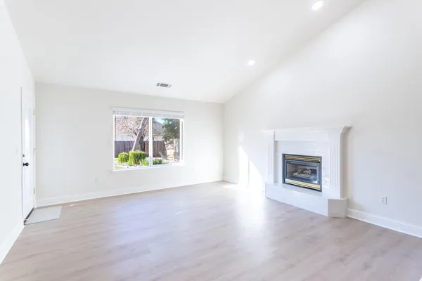 $535,000 | 2995 Henrys Fork Drive, Redding, CA 96002