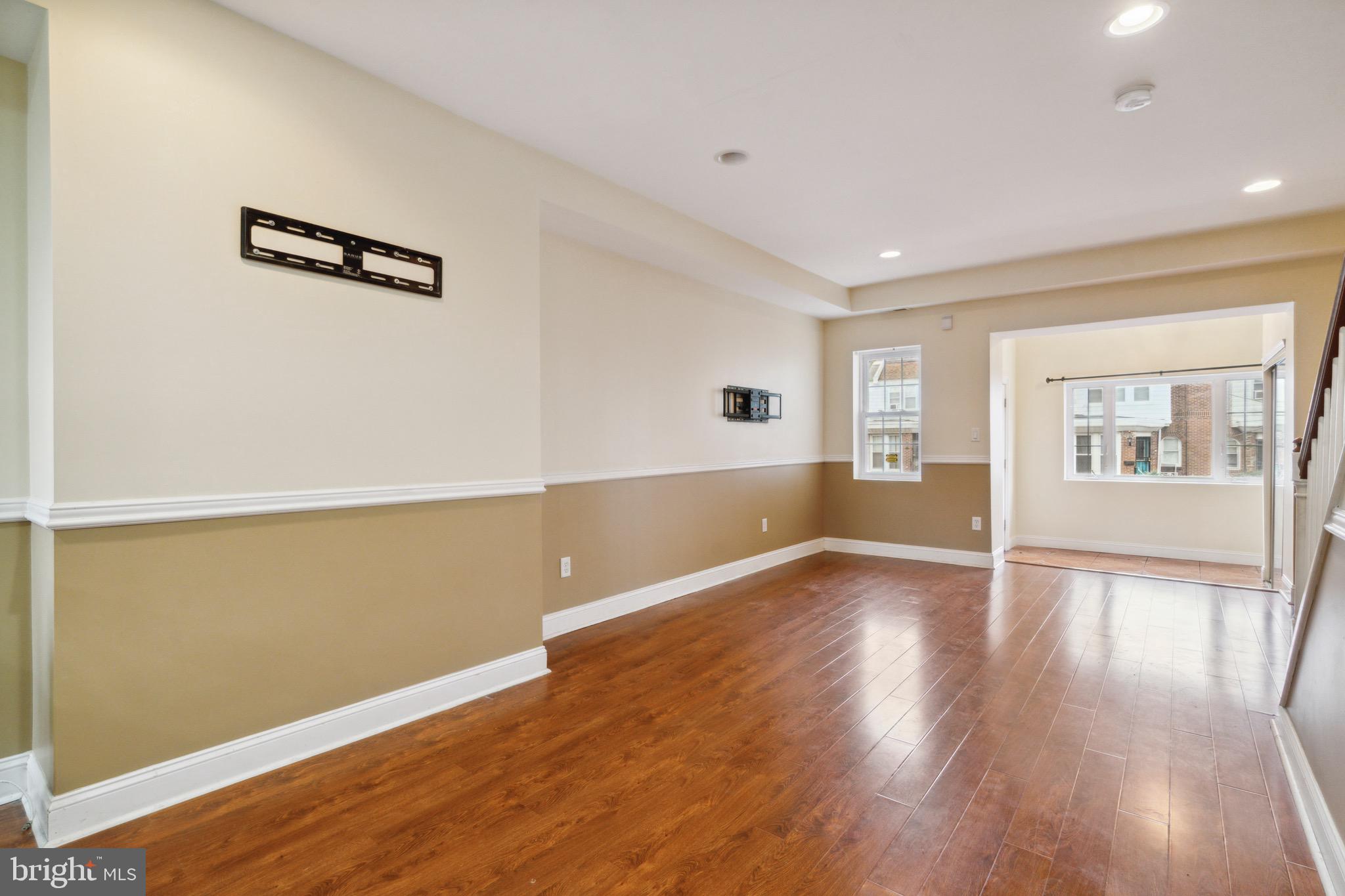 721 Atwood Road Philadelphia, PA 19151 - Photo 4 of 14 Gallery Image 4