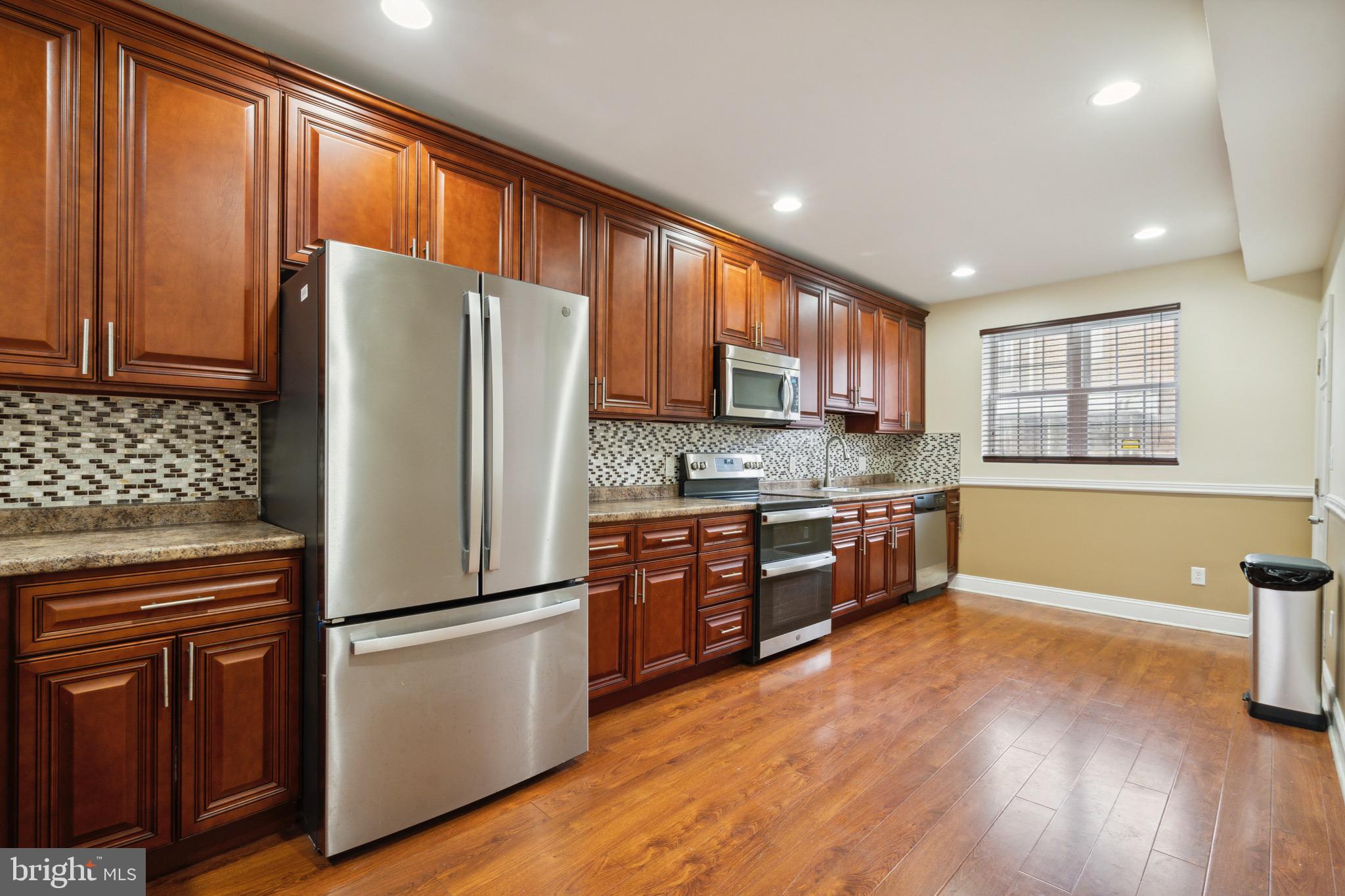 721 Atwood Road Philadelphia, PA 19151 - Photo 6 of 14 Gallery Image 6