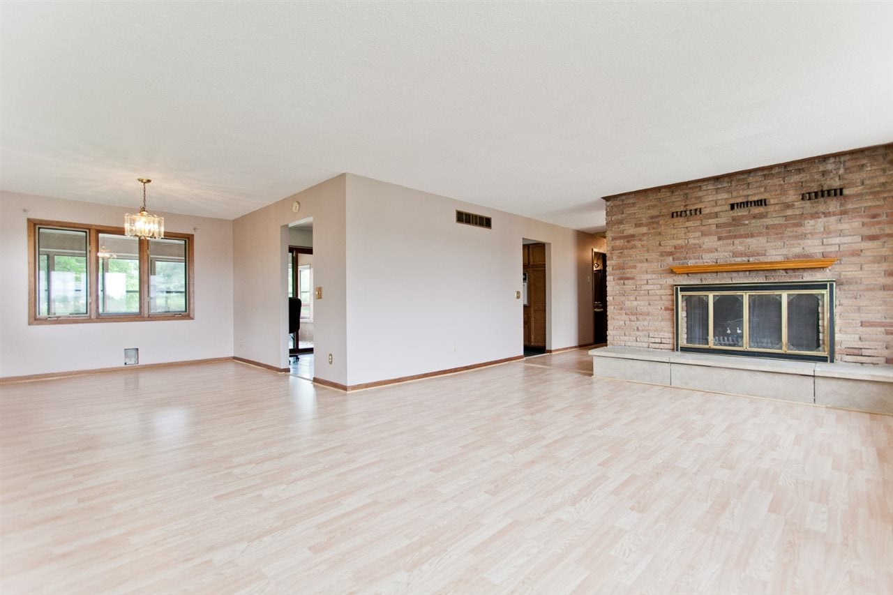 4607 Beverly Road Southwest Cedar Rapids, IA 52404 - Photo 10 of 25 Gallery Image 10