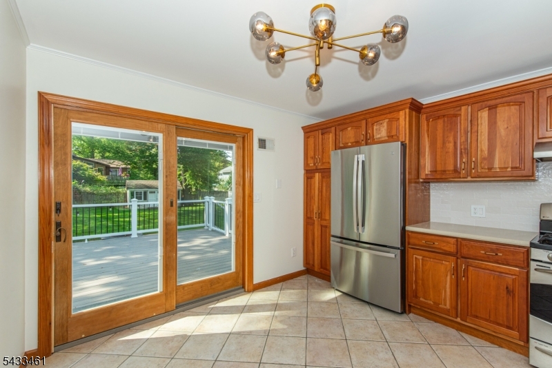 77 Rockwood Road Florham Park, NJ 07932 - Photo 24 of 47