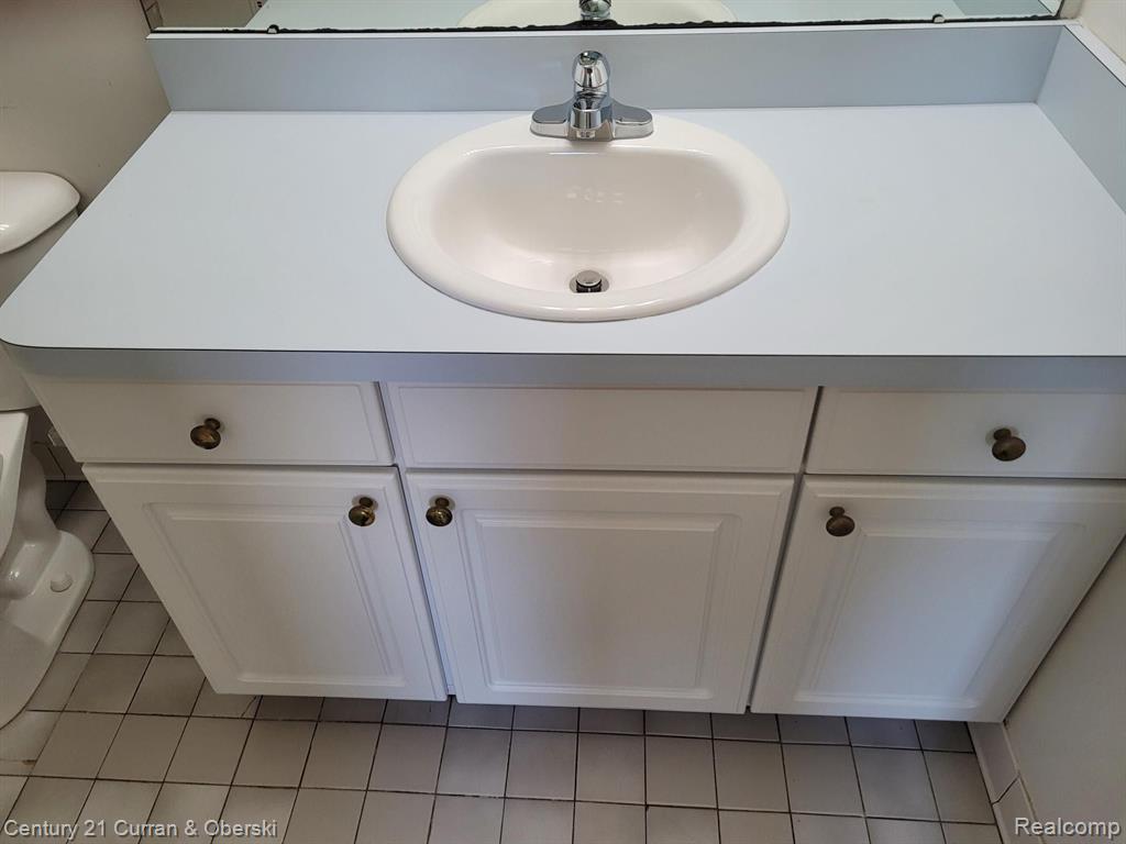 30744 South Gibraltar Road Rockwood, MI 48173 - Photo 17 of 22