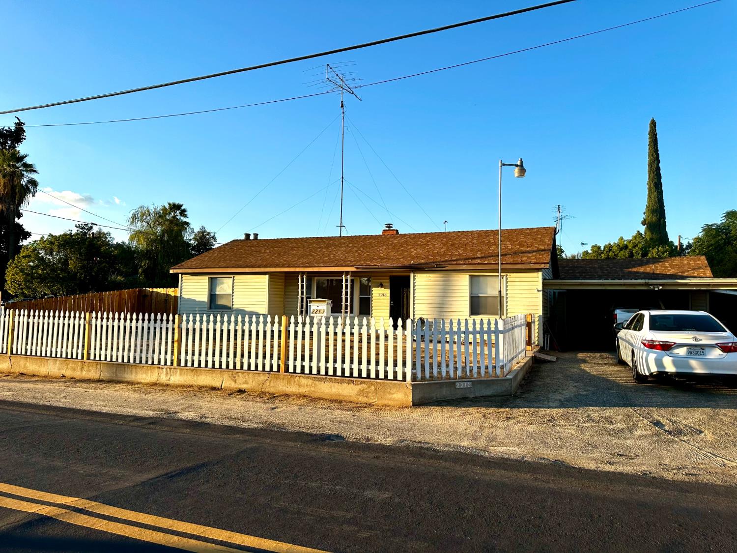 2213 River Road Modesto, CA 95351 - Photo 3 of 67 Gallery Image 3