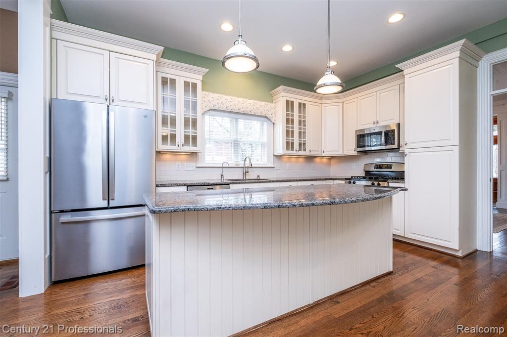 302 West 3rd Street Rochester, MI 48307 - Photo 22 of 74 Gallery Image 22