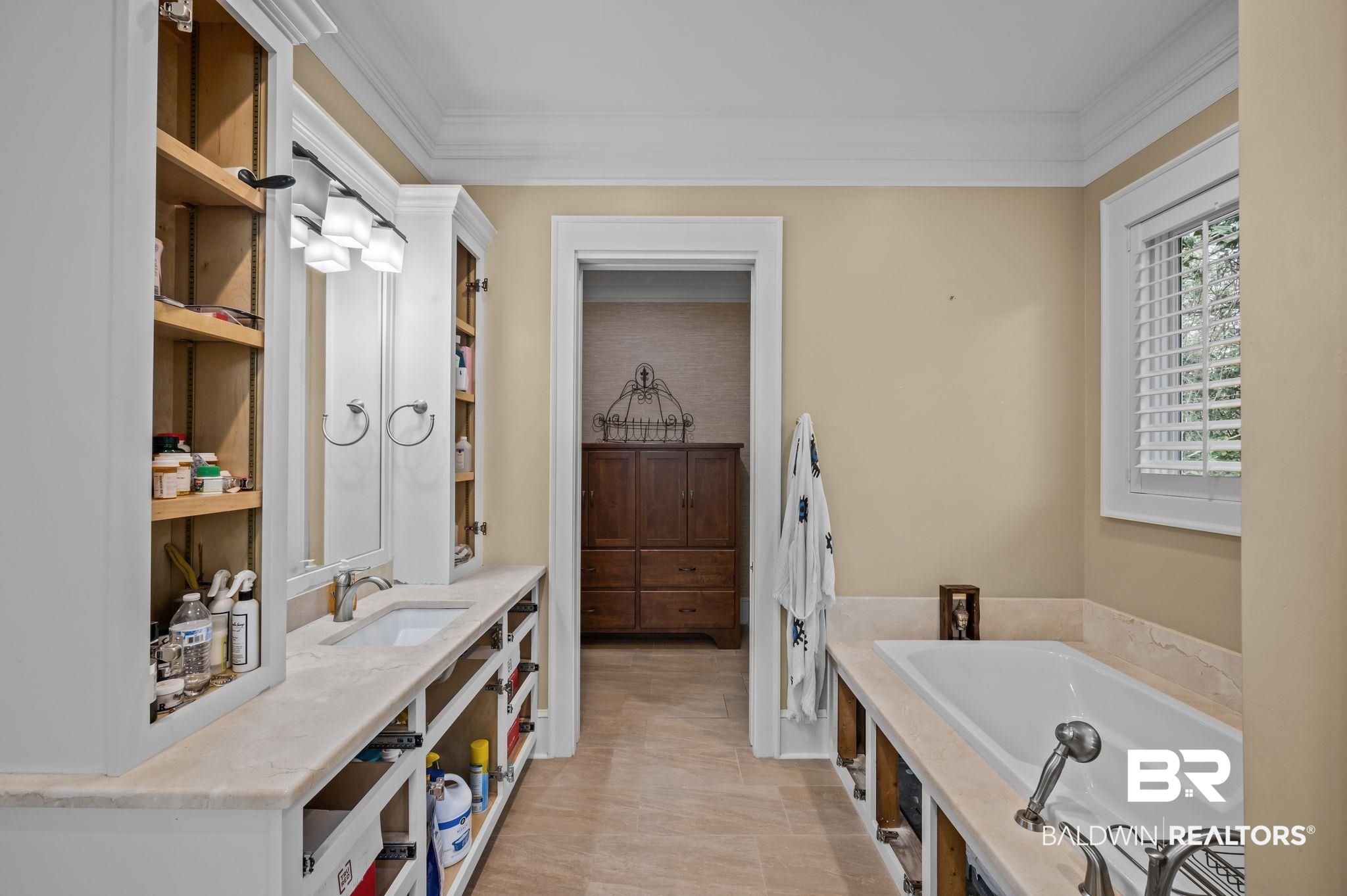 7850 Yorkhaven Road Mobile, AL 36695 - Photo 26 of 57 Full bathroom featuring vanity, a garden tub, and ornamental molding