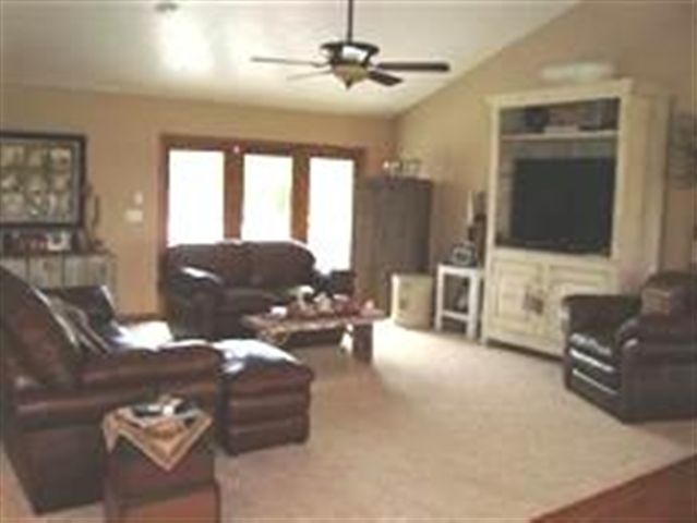 7126 North Switzer Road Brimfield, IL 61517 - Photo 2 of 9
