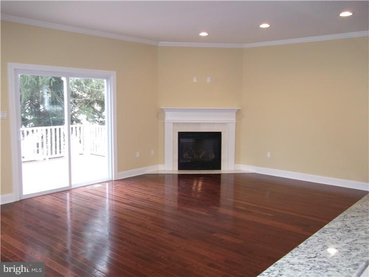 9237 Old Newtown Road Philadelphia, PA 19115 - Photo 8 of 19 Gallery Image 8
