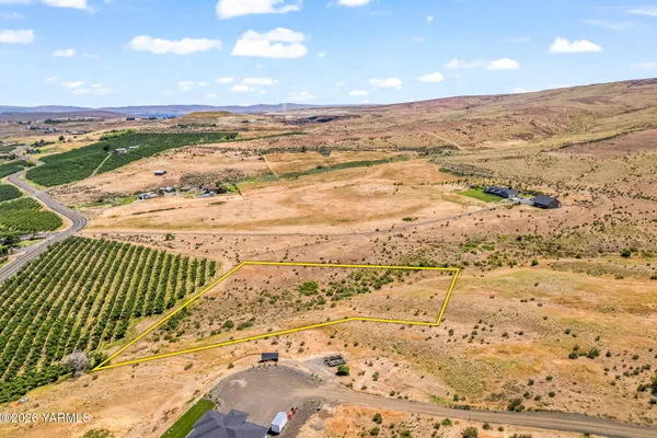 a view of an ocean beach