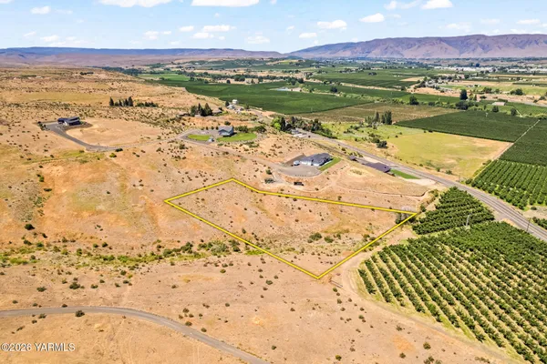 a view of an ocean and beach