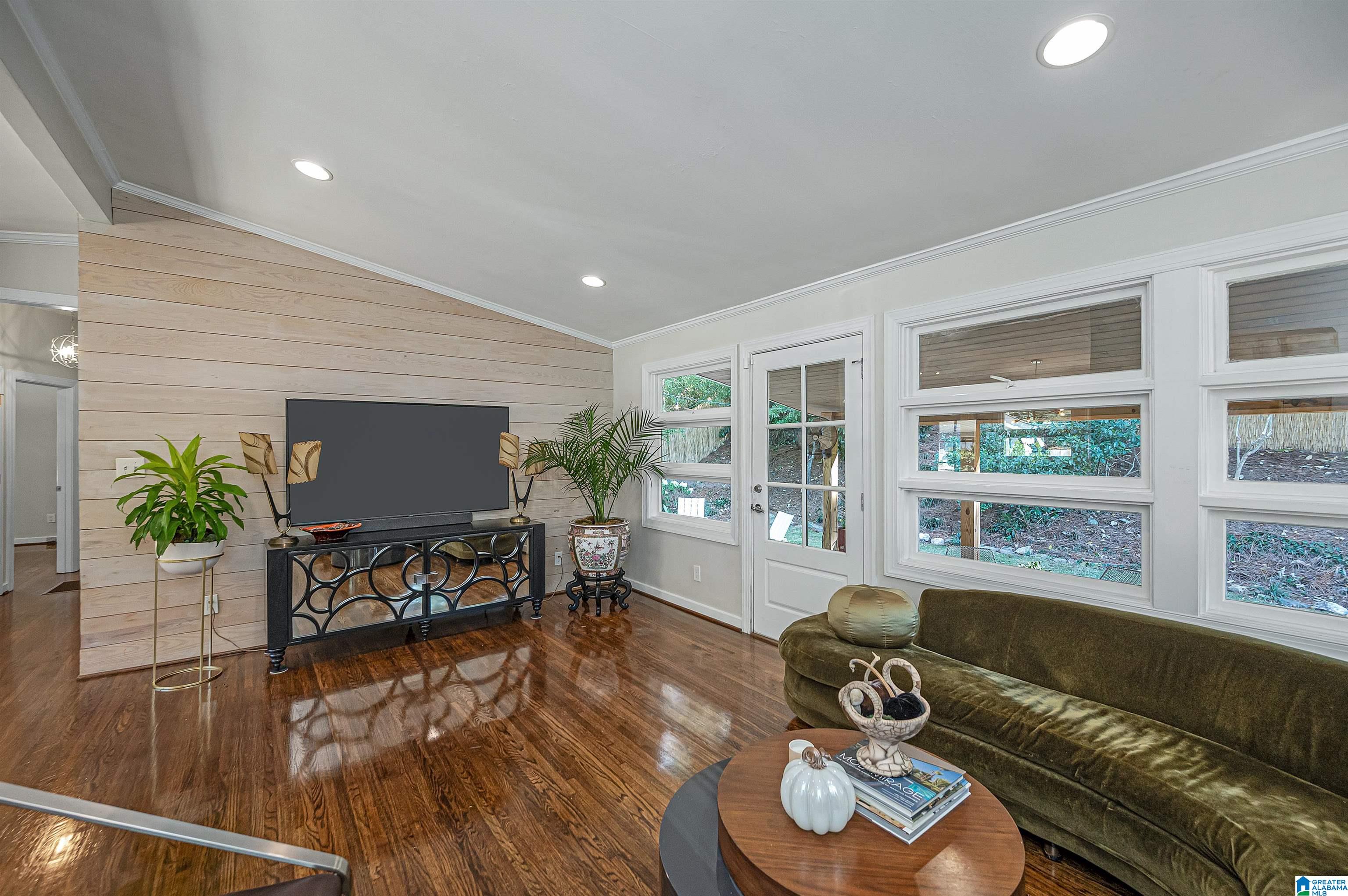 1137 Montclair Road Birmingham, AL 35213 - Photo 9 of 42